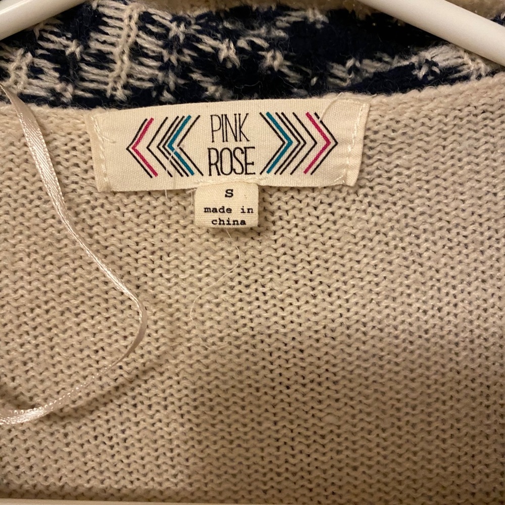 Patterned Cardigan - Picture 3 of 3